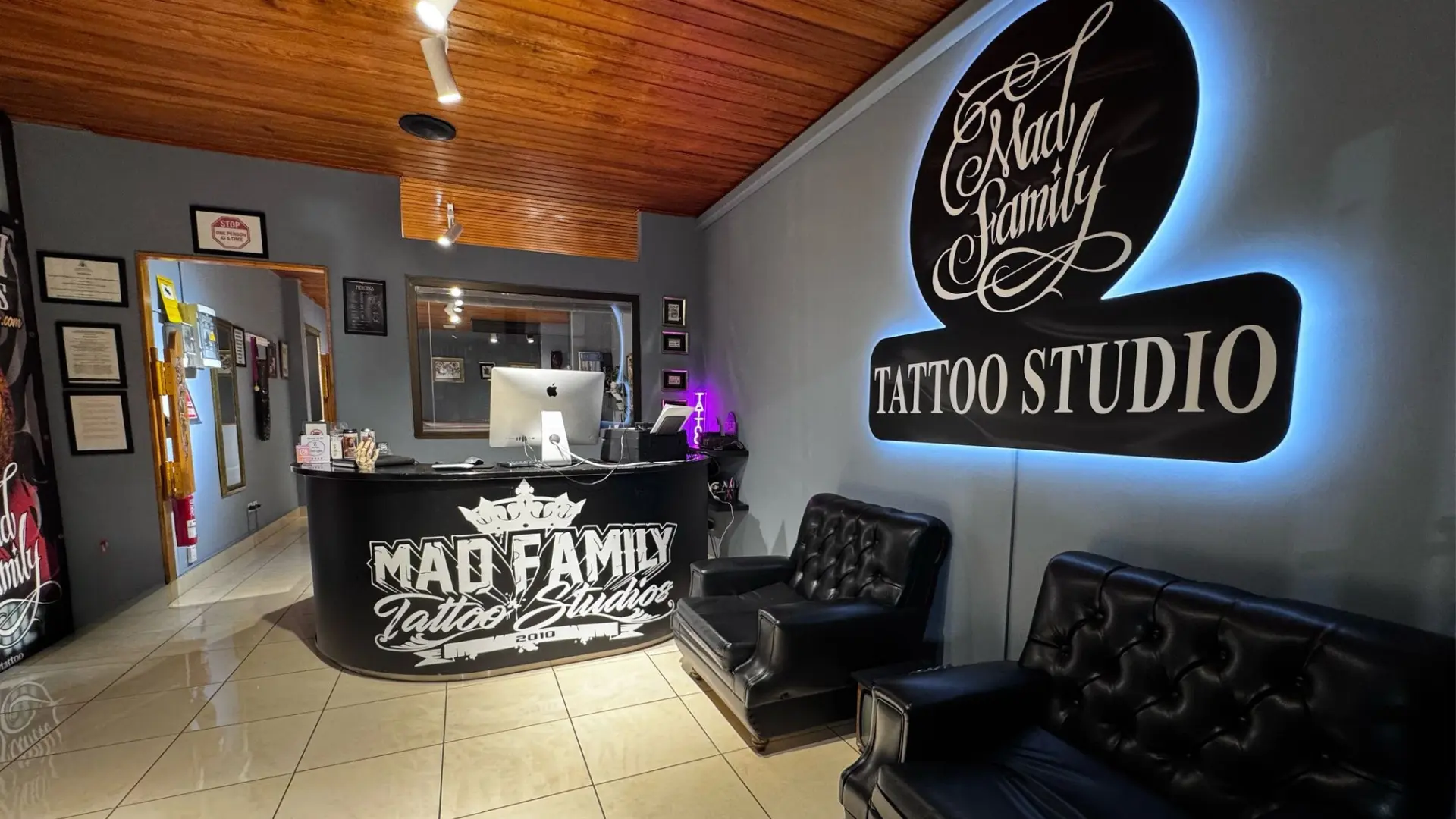 mad family studio reception